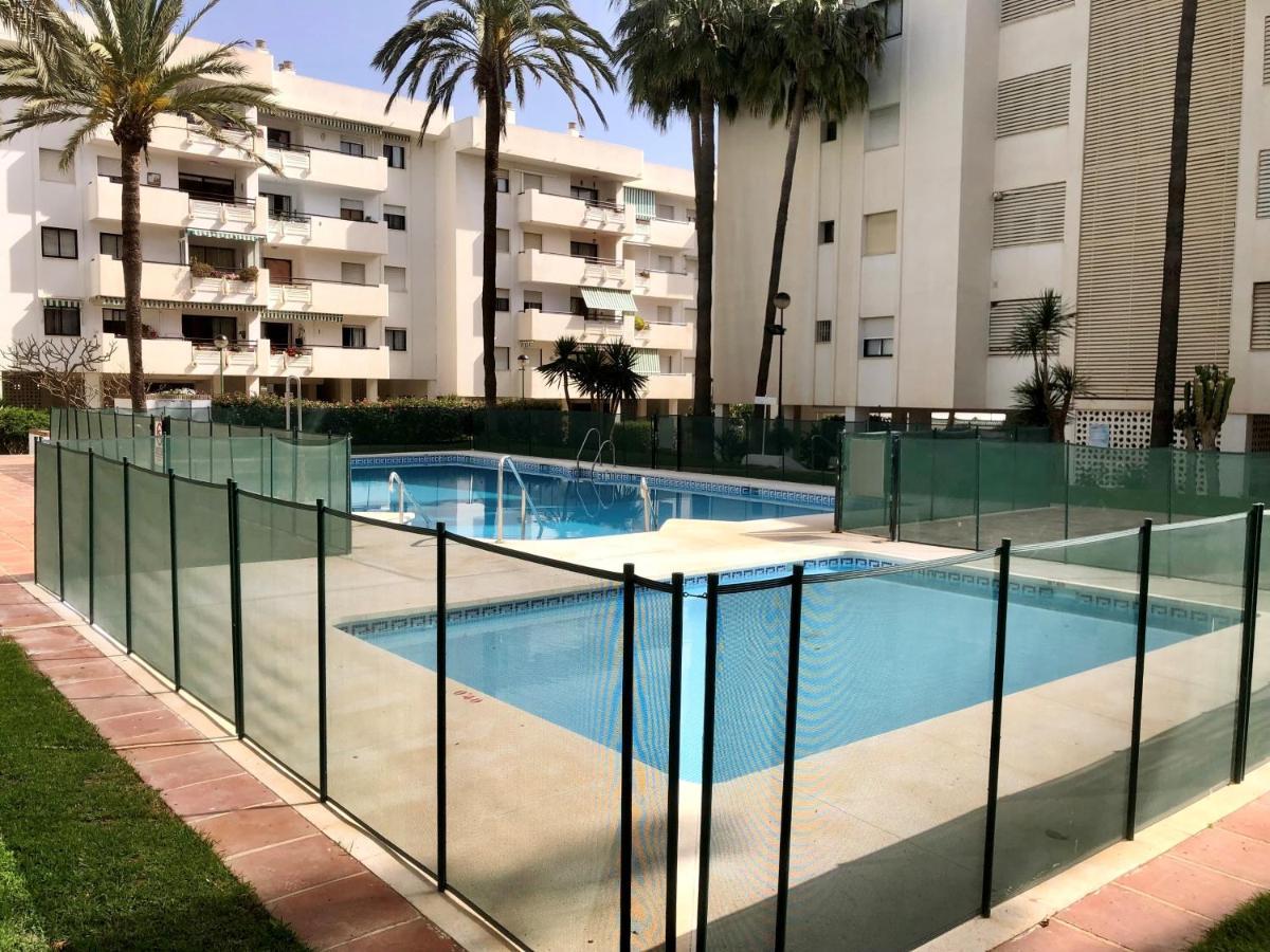 Апартаменты Carihuela Playa, Торремолинос Экстерьер фото